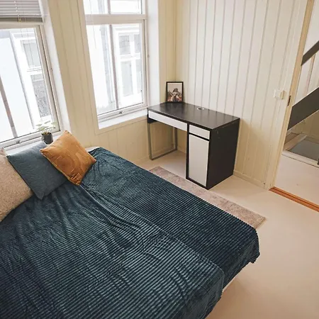 Roof Terrace 2br - Wake Up With View Leilighet *